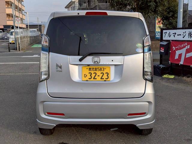 Ｎ－ＷＧＮ Ｇ　ＳＳコンフォートＬパッケージ　ＥＴＣ　バックカメラ　ナビ　ＴＶ　衝突被害軽減システム　オートライト　ＨＩＤ　スマートキー　アイドリングストップ　電動格納ミラー　シートヒーター　ベンチシート　ＣＶＴ　盗難防止システム　ＡＢＳ　ＥＳＣ（17枚目）