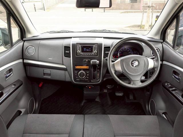 ワゴンＲ リミテッドＩＩ　ＥＴＣ　バックカメラ　オートライト　ＨＩＤ　スマートキー　電動格納ミラー　シートヒーター　ベンチシート　ＣＶＴ　盗難防止システム　ＡＢＳ　ＣＤ　ミュージックプレイヤー接続可　アルミホイール（2枚目）