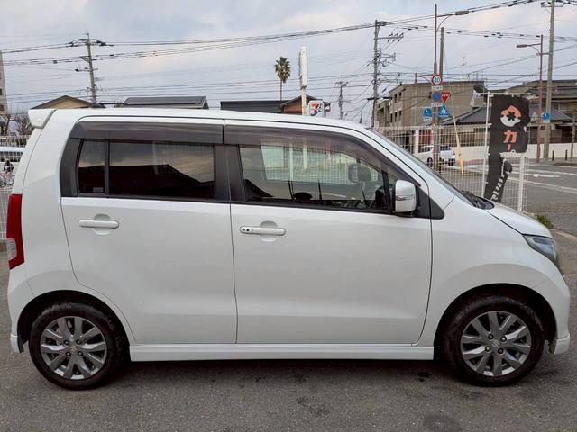 ワゴンＲ リミテッドＩＩ　ＥＴＣ　バックカメラ　オートライト　ＨＩＤ　スマートキー　電動格納ミラー　シートヒーター　ベンチシート　ＣＶＴ　盗難防止システム　ＡＢＳ　ＣＤ　ミュージックプレイヤー接続可　アルミホイール（14枚目）