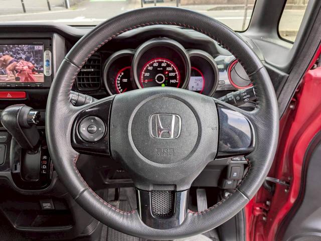 N-BOXカスタム G・LパッケージSSパッケージ ドライブレコーダー ETC バックカメラ 両側電動スライドドア ナビ TV 衝突被害軽減システム オートライト HID スマートキー アイドリングストップ 電動格納ミラー ベンチシート CVT(3枚目)