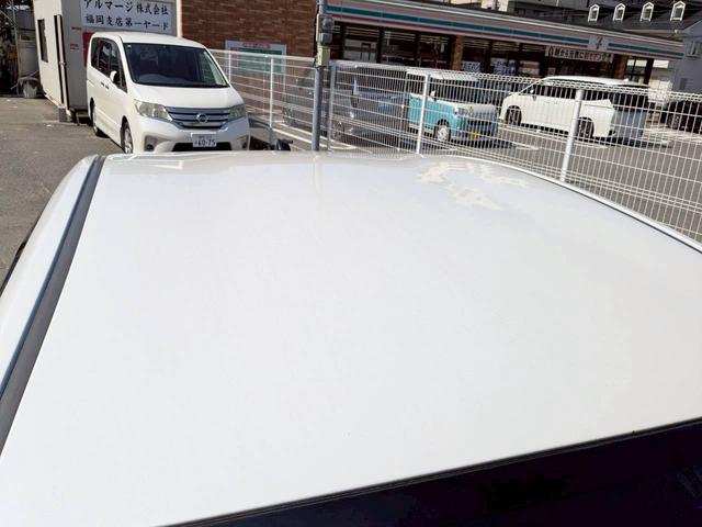 プリウス Ｓツーリングセレクション・Ｇ’ｓ　ＥＴＣ　バックカメラ　ナビ　ＴＶ　アルミホイール　オートライト　ＨＩＤ　ＣＶＴ　スマートキー　電動格納ミラー　盗難防止システム　Ｂｌｕｅｔｏｏｔｈ　衝突安全ボディ　ＡＢＳ　エアコン　パワーステアリング（30枚目）