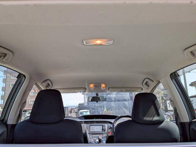 プリウス Ｓツーリングセレクション・Ｇ’ｓ　ＥＴＣ　バックカメラ　ナビ　ＴＶ　アルミホイール　オートライト　ＨＩＤ　ＣＶＴ　スマートキー　電動格納ミラー　盗難防止システム　Ｂｌｕｅｔｏｏｔｈ　衝突安全ボディ　ＡＢＳ　エアコン　パワーステアリング（35枚目）