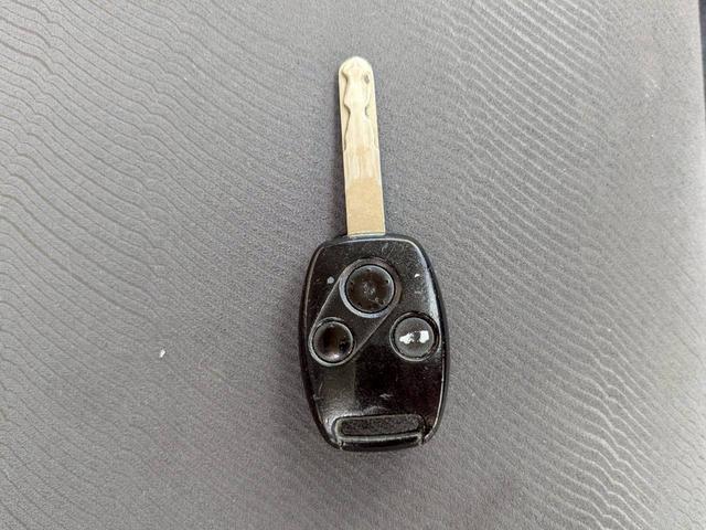 標準装備の「キーレス」。キーを所持していれば、ドアの開錠＆施錠が楽々行えます！