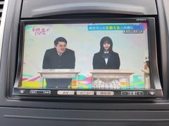 ＴＶ付きの車となっております。ドライブの合間の休憩中に気になる番組を見ることができます。 6