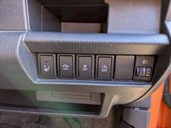 �إ����ɥ�󥰥��ȥåס٥���ޤ���֤���ȼ�ưŪ�˥��󥸥����ߤ���̵�̤�ǳ��������ӽХ������ޤ��ޤ������᤯���󥸥��ƻ�ư������ʤɡ��ɥ饤�С��δ��Фȥ���Τʤ�������������ܻؤ��Ƥ��ޤ��� 6