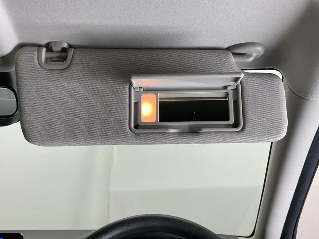 ヴェゼル ｅ：ＨＥＶＸ　ドラレコ　ナビ　Ｒカメラ　ブルートゥース　前後障害物センサー　ＡＡＣ　イモビライザー　スマ－トキ－　誤発進抑制　ＰＷ　リアカメラ　クルコン　ＥＳＣ　ＥＴＣ装備　キーフリー　ＬＥＤヘッドランプ　ＡＢＳ（58枚目）