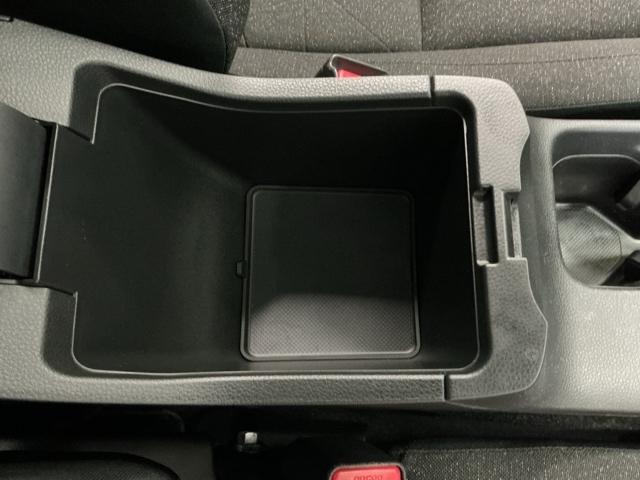 ヴェゼル ｅ：ＨＥＶＸ　ドラレコ　ナビ　Ｒカメラ　ブルートゥース　前後障害物センサー　ＡＡＣ　イモビライザー　スマ－トキ－　誤発進抑制　ＰＷ　リアカメラ　クルコン　ＥＳＣ　ＥＴＣ装備　キーフリー　ＬＥＤヘッドランプ　ＡＢＳ（64枚目）