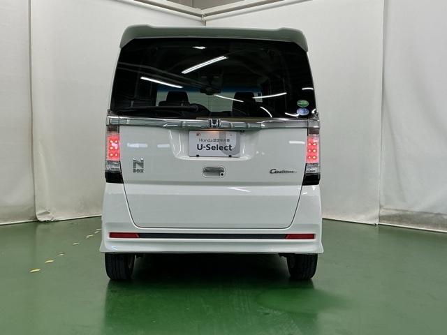 Ｎ－ＢＯＸカスタム ＧＳＳパッケージ　ナビ　Ｒカメラ　ブルートゥース　ワンセグ　両側パワ－スライドドア　整備記録簿　スマ－トキ－　Ｂカメ　ＥＴＣ付き　エアコン　ＥＳＣ　Ａ－ＳＴＯＰ　盗難防止システム　パワーウィンドウ　ＤＶＤ　ＡＢＳ（9枚目）