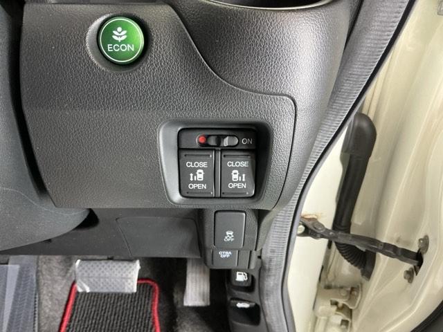 Ｎ－ＢＯＸカスタム ＧＳＳパッケージ　ナビ　Ｒカメラ　ブルートゥース　ワンセグ　両側パワ－スライドドア　整備記録簿　スマ－トキ－　Ｂカメ　ＥＴＣ付き　エアコン　ＥＳＣ　Ａ－ＳＴＯＰ　盗難防止システム　パワーウィンドウ　ＤＶＤ　ＡＢＳ（24枚目）