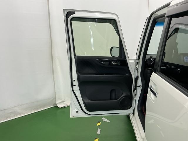 Ｎ－ＢＯＸカスタム ＧＳＳパッケージ　ナビ　Ｒカメラ　ブルートゥース　ワンセグ　両側パワ－スライドドア　整備記録簿　スマ－トキ－　Ｂカメ　ＥＴＣ付き　エアコン　ＥＳＣ　Ａ－ＳＴＯＰ　盗難防止システム　パワーウィンドウ　ＤＶＤ　ＡＢＳ（47枚目）