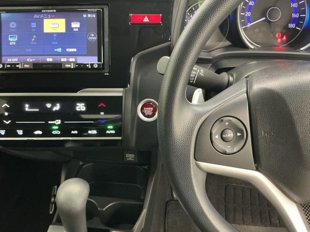 フィット １３Ｇ・Ｓパッケージ　Ｒカメラ　ナビ　ＣＤ　ＤＶＤ　ＥＴＣ　カーテンエアバッグ　キーレス　オートエアコン　Ｗエアバック　パワーステアリング　パワーウィンド　横滑り防止機能　ＬＥＤヘッドライト　整備点検記録簿　ワンセグ（3枚目）