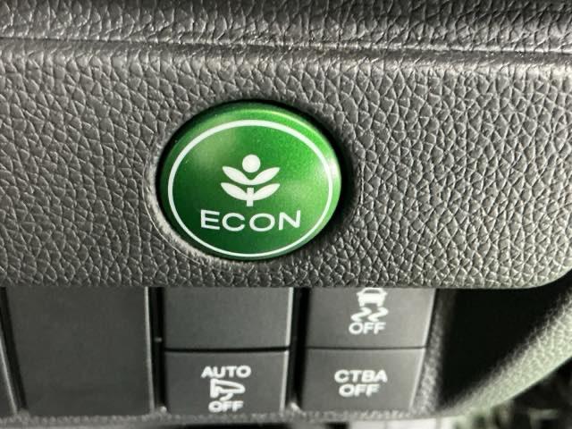 フィット １３Ｇ・Ｓパッケージ　Ｒカメラ　ナビ　ＣＤ　ＤＶＤ　ＥＴＣ　カーテンエアバッグ　キーレス　オートエアコン　Ｗエアバック　パワーステアリング　パワーウィンド　横滑り防止機能　ＬＥＤヘッドライト　整備点検記録簿　ワンセグ（22枚目）