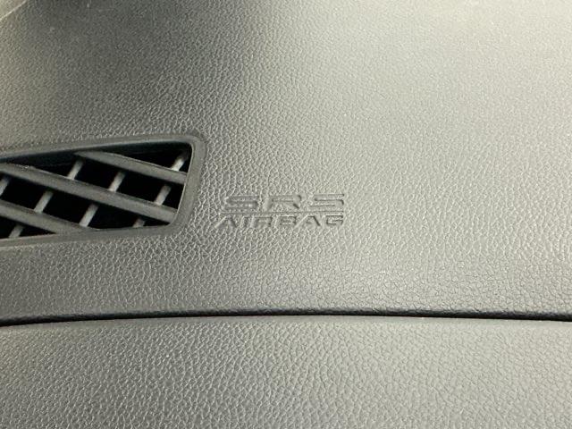 フィット １３Ｇ・Ｓパッケージ　Ｒカメラ　ナビ　ＣＤ　ＤＶＤ　ＥＴＣ　カーテンエアバッグ　キーレス　オートエアコン　Ｗエアバック　パワーステアリング　パワーウィンド　横滑り防止機能　ＬＥＤヘッドライト　整備点検記録簿　ワンセグ（46枚目）