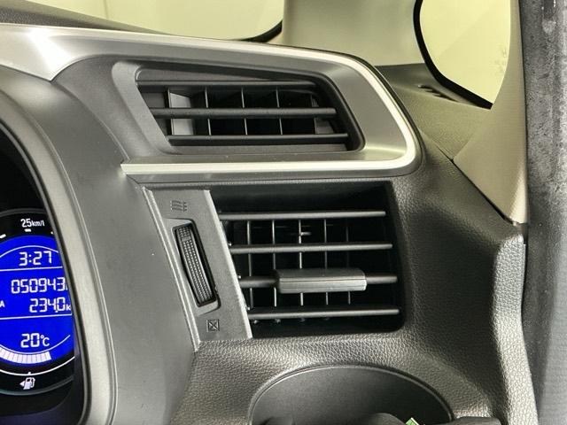 フィット １３Ｇ・Ｓパッケージ　Ｒカメラ　ナビ　ＣＤ　ＤＶＤ　ＥＴＣ　カーテンエアバッグ　キーレス　オートエアコン　Ｗエアバック　パワーステアリング　パワーウィンド　横滑り防止機能　ＬＥＤヘッドライト　整備点検記録簿　ワンセグ（47枚目）