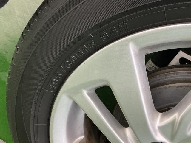 フィット １３Ｇ・Ｓパッケージ　Ｒカメラ　ナビ　ＣＤ　ＤＶＤ　ＥＴＣ　カーテンエアバッグ　キーレス　オートエアコン　Ｗエアバック　パワーステアリング　パワーウィンド　横滑り防止機能　ＬＥＤヘッドライト　整備点検記録簿　ワンセグ（50枚目）