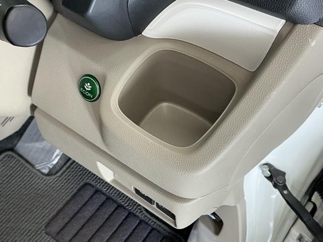 Ｎ－ＷＧＮ ＧＳＳコンフォートパッケージ　ナビ　Ｒカメラ　ブルートゥース　フルセグ　前席シートヒーター　パワーステアリング　スマートキー　エアコン　横滑り防止装置　パワーウインド　デュアルエアバッグ　イモビ　アイドリングストップ　ＡＢＳ（16枚目）