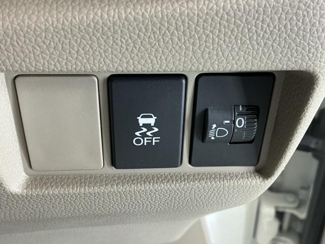 Ｎ－ＷＧＮ ＧＳＳコンフォートパッケージ　ナビ　Ｒカメラ　ブルートゥース　フルセグ　前席シートヒーター　パワーステアリング　スマートキー　エアコン　横滑り防止装置　パワーウインド　デュアルエアバッグ　イモビ　アイドリングストップ　ＡＢＳ（21枚目）