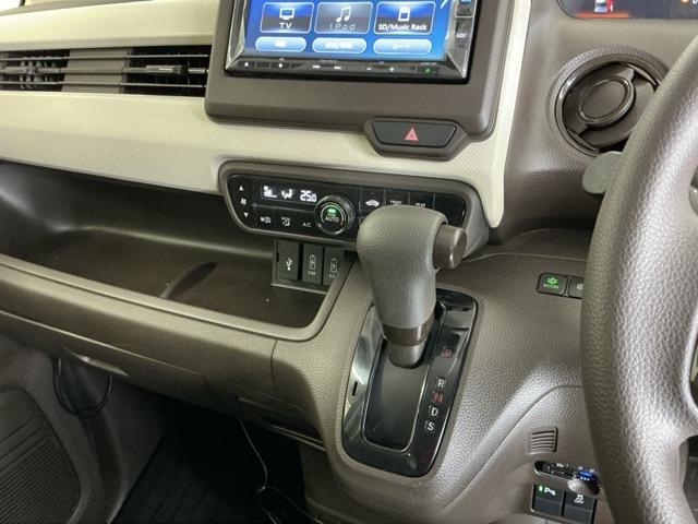 ���i�����犊�炩�ɉ������閳�i�K�ϑ��̂b�u�s�̓X�g�b�v���S�[�̑����X�̒������K�ł�