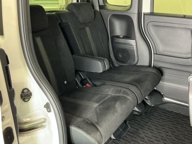 N-BOXカスタム L ドラレコ ナビ Rカメラ ブルートゥース 両席エアバック Bモニタ ブレーキサポート セキュリティー LEDランプ キーレスエントリー 記録簿 SRS 横滑り防止機能 片側電動両側スライドドア PW(25枚目)