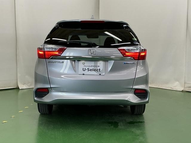 ���ꂪ�t�����₷�������K���X�ɂ̓������C�p�[���t���Ă��܂��B�t�����g�̃��C�p�[���n�m�̎��̓V�t�g���o�[�����o�[�X�ɓ����ƃ������C�p�[�������N���č쓮�A�N�����[�Ȏ��E���ۂĂ܂�