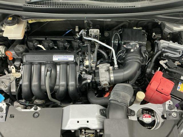 �G���W�����[�������ꂢ�ɃN���[�j���O���Ă��܂��A���ꂢ�ȃG���W�������炱�����J�ȃ����e�i���X���s���͂��܂�