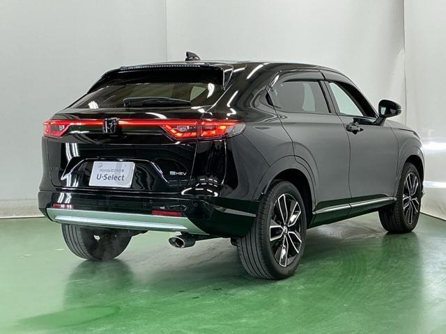 ��^�e�[���Q�[�g�X�|�C���[�����Ńt�H�������X�^�C���b�V���ɂ��Ă��܂��B�������s���ɂ͑��s���萫�\�ɗD��Ă��āA��R��ɂ��傫���v�����܂�