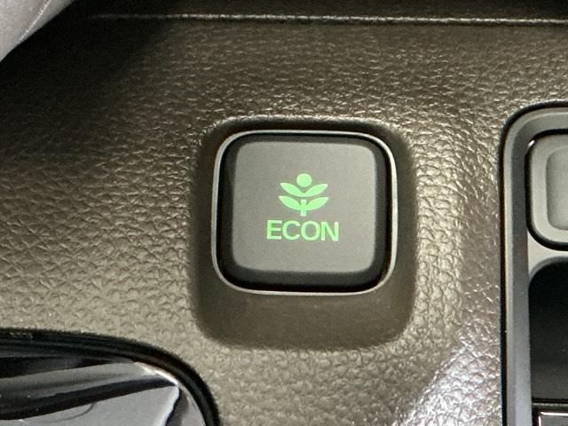 �d�b�n�m�X�C�b�`����ŔR��ǂ��Ȃ�悤�G�A�R����G���W���Ȃǂ𑍍��I�ɐ��䂵�܂�