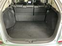 リヤシートを倒さなくても、広くて使いやすい荷室
