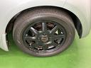 他社製アルミホイールです。足元が引き立つので、車全体のイメージがアップしますよ!