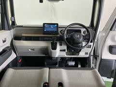 �ɥ饤�С����濴�˼����˼꤬�Ϥ����֤ˣ��ԥ��쥯�ȥ�С��䥨�������͡��������å��ʤɤ����֡��������ͥ��Ƥ��ޤ� 2