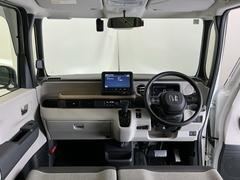 �ɥ饤�С����濴�˼����˼꤬�Ϥ����֤ˣ��ԥ��쥯�ȥ�С��䥨�������͡��������å��ʤɤ����֡��������ͥ��Ƥ��ޤ� 2