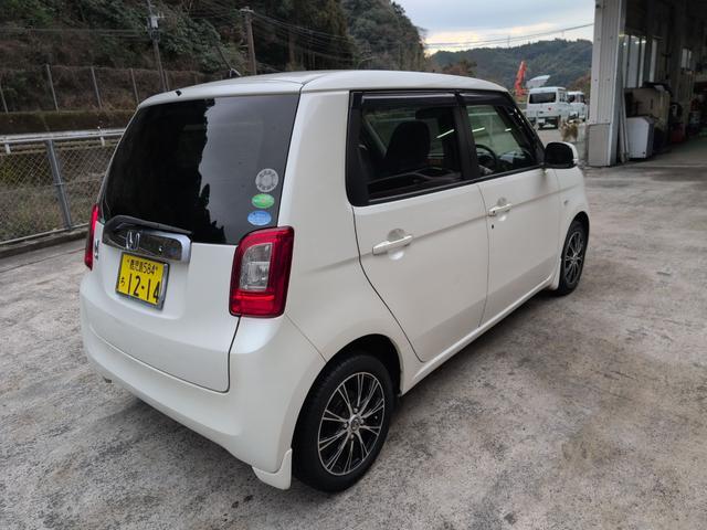 Ｎ－ＯＮＥ Ｇ　スマートキー　アイドリングストップ　ベンチシート　ＣＶＴ　盗難防止システム　ＡＢＳ　ＥＳＣ　ＣＤ　ミュージックプレイヤー接続可　アルミホイール　衝突安全ボディ　エアコン　パワーステアリング（12枚目）