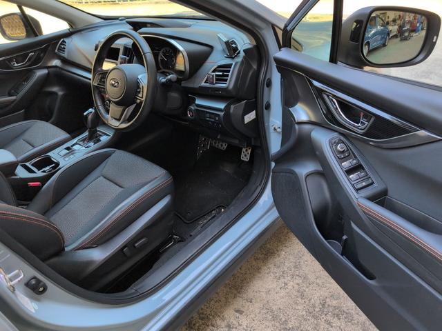 XV 2.0i-S アイサイト 4WD ETC バックカメラ クリアランスソナー オートクルーズコントロール レーンアシスト パワーシート 衝突被害軽減システム LEDヘッドランプ アルミホイール スマートキー アイドリングストップ(3枚目)