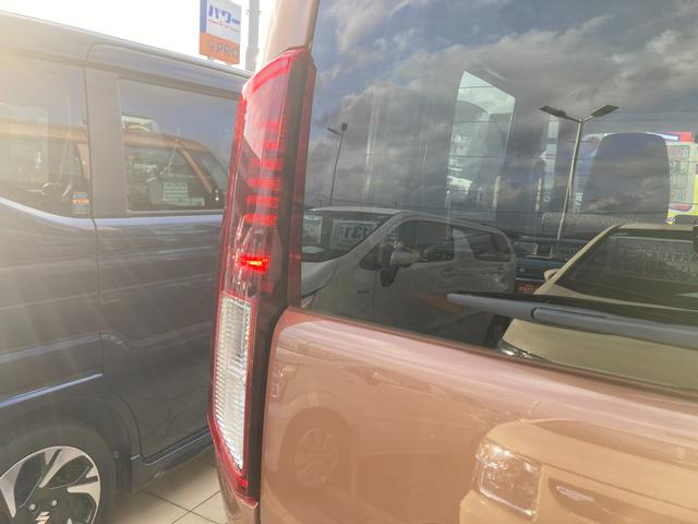 スペーシア ＨＹＢＲＩＤ　Ｇ　ナビ　全方位カメラ　Ｂｌｕｅｔｏｏｔｈ　オートライト　スライドドア　プッシュスタート　オートエアコン　スズキセーフティーサポート　衝突被害軽減システム　アイドリングストップ　横滑り防止機能　衝突安全ボディ　盗難防止システム（48枚目）