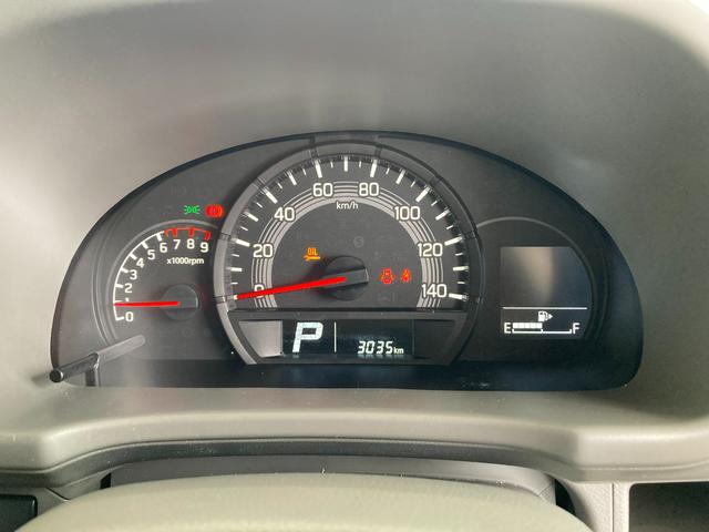 エブリイ ＰＡリミテッド　６型　ＣＶＴ　スライドドア　衝突被害軽減Ｂ　オートライト　スライドドア　衝突被害軽減システム　横滑り防止機能　衝突安全ボディ　盗難防止システム　ラジオ　キーレスエントリー（14枚目）