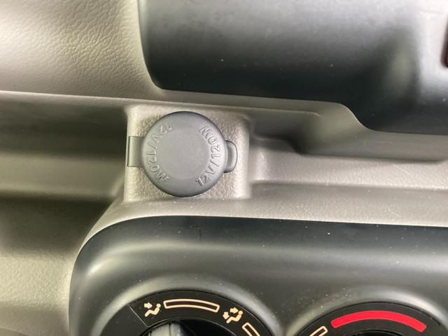 エブリイ ＰＡリミテッド　６型　ＣＶＴ　スライドドア　衝突被害軽減Ｂ　オートライト　スライドドア　衝突被害軽減システム　横滑り防止機能　衝突安全ボディ　盗難防止システム　ラジオ　キーレスエントリー（17枚目）