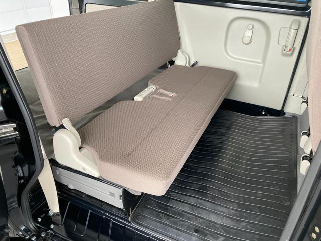 エブリイ ＰＡリミテッド　６型　ＣＶＴ　スライドドア　衝突被害軽減Ｂ　オートライト　スライドドア　衝突被害軽減システム　横滑り防止機能　衝突安全ボディ　盗難防止システム　ラジオ　キーレスエントリー（37枚目）