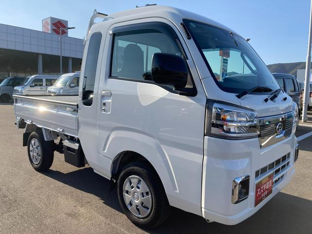 ハイゼットトラック ジャンボエクストラ　キーレスプッシュスタート　４ＷＤ　ＣＤ　オートライト　プッシュスタート　エアコン　衝突被害軽減システム　アイドリングストップ　横滑り防止機能　４ＷＤ　リモコンキー　フォグランプ　ＬＥＤヘッドライト　ＣＤプレーヤー　ドアバイザー（6枚目）