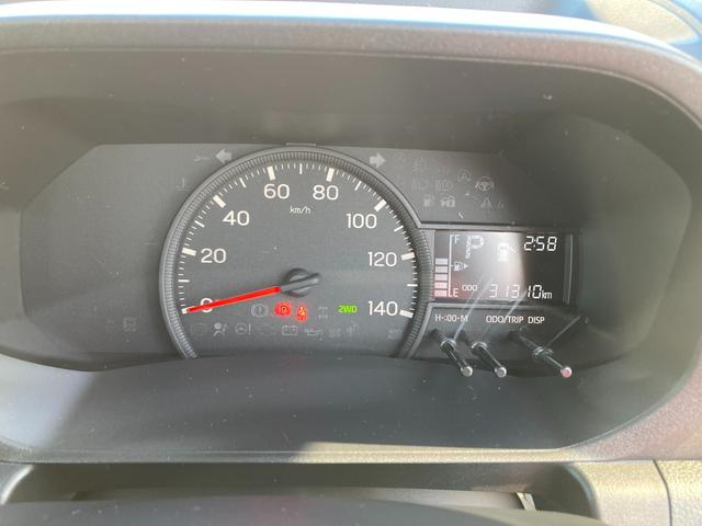 ハイゼットトラック ジャンボエクストラ　キーレスプッシュスタート　４ＷＤ　ＣＤ　オートライト　プッシュスタート　エアコン　衝突被害軽減システム　アイドリングストップ　横滑り防止機能　４ＷＤ　リモコンキー　フォグランプ　ＬＥＤヘッドライト　ＣＤプレーヤー　ドアバイザー（20枚目）