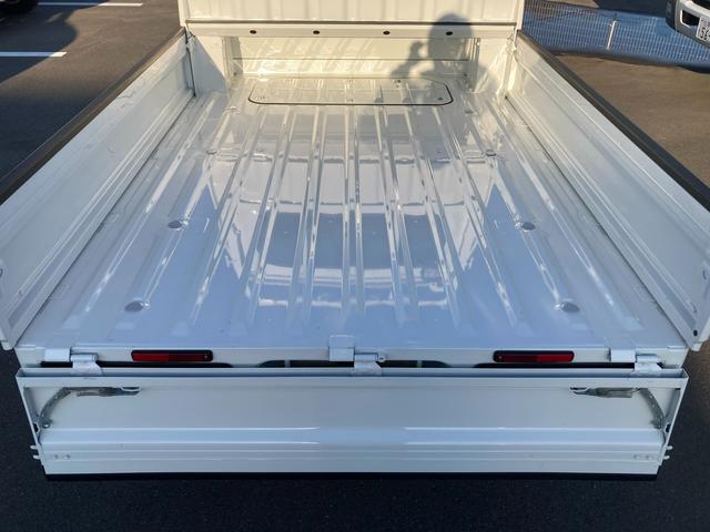 ハイゼットトラック ジャンボエクストラ　キーレスプッシュスタート　４ＷＤ　ＣＤ　オートライト　プッシュスタート　エアコン　衝突被害軽減システム　アイドリングストップ　横滑り防止機能　４ＷＤ　リモコンキー　フォグランプ　ＬＥＤヘッドライト　ＣＤプレーヤー　ドアバイザー（54枚目）