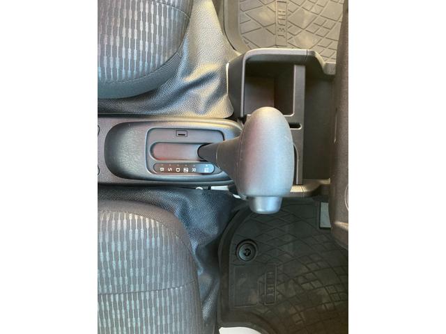 ハイゼットトラック ジャンボエクストラ　キーレスプッシュスタート　４ＷＤ　ＣＤ　オートライト　プッシュスタート　エアコン　衝突被害軽減システム　アイドリングストップ　横滑り防止機能　４ＷＤ　リモコンキー　フォグランプ　ＬＥＤヘッドライト　ＣＤプレーヤー　ドアバイザー（57枚目）