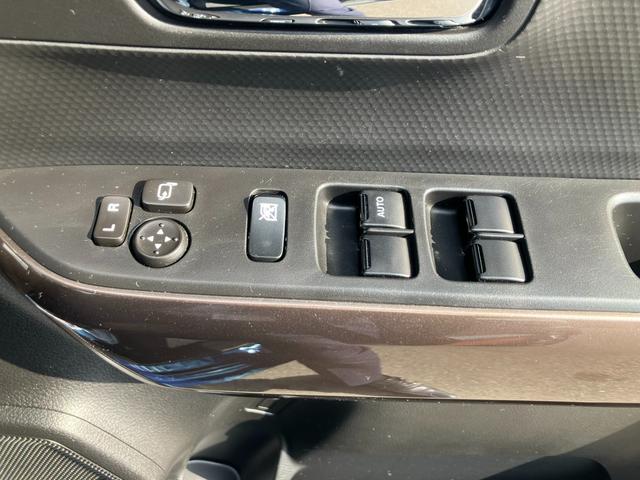 クロスビー ＨＹＢＲＩＤ　ＭＺ　３型　ＬＥＤヘッドランプ　オートライト　オートライト　プッシュスタート　シートヒーター　オートエアコン　スズキセーフティーサポート　衝突被害軽減システム　アイドリングストップ　横滑り防止機能　衝突安全ボディ　盗難防止システム（23枚目）