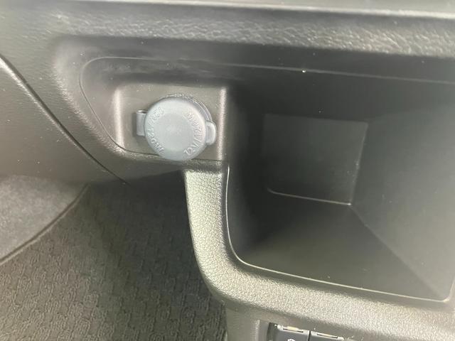 クロスビー ＨＹＢＲＩＤ　ＭＺ　３型　ＬＥＤヘッドランプ　オートライト　オートライト　プッシュスタート　シートヒーター　オートエアコン　スズキセーフティーサポート　衝突被害軽減システム　アイドリングストップ　横滑り防止機能　衝突安全ボディ　盗難防止システム（46枚目）