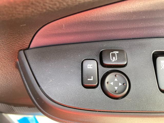 ソリオ Ｇ　２型　スライドドア　キーレスプッシュスタート　オートライト　スライドドア　プッシュスタート　オートエアコン　衝突被害軽減システム　横滑り防止機能　衝突安全ボディ　盗難防止システム（35枚目）