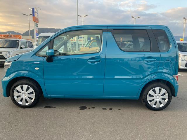 ワゴンＲ ＨＹＢＲＩＤ　ＦＸ－Ｓ　４型　全方位Ｃ　ＡＣＣ　オートライト　オートライト　プッシュスタート　シートヒーター　オートエアコン　衝突被害軽減システム　アイドリングストップ　横滑り防止機能　衝突安全ボディ　盗難防止システム　アダクティブクルーズコントロール（11枚目）