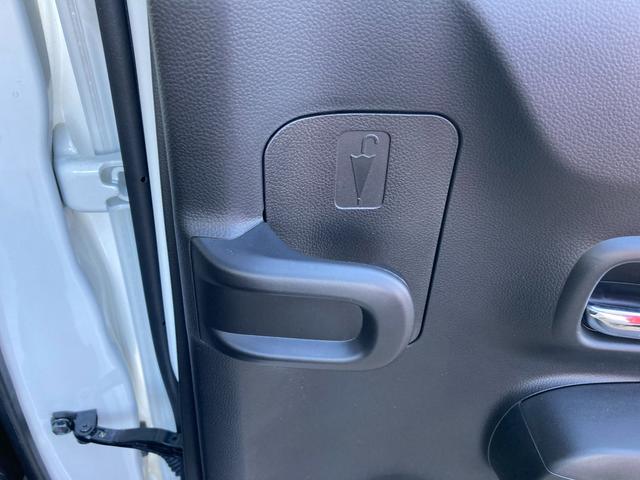 ワゴンＲカスタムＺ カスタムＺ　ＨＹＢＲＩＤ　ＺＸ　４型　ＡＣＣ　オートエアコン　オートライト　プッシュスタート　シートヒーター　オートエアコン　衝突被害軽減システム　アイドリングストップ　横滑り防止機能　衝突安全ボディ　盗難防止システム　アダクティブクルーズコントロール（2枚目）