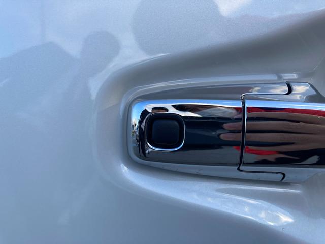 ワゴンＲカスタムＺ カスタムＺ　ＨＹＢＲＩＤ　ＺＸ　４型　ＡＣＣ　オートエアコン　オートライト　プッシュスタート　シートヒーター　オートエアコン　衝突被害軽減システム　アイドリングストップ　横滑り防止機能　衝突安全ボディ　盗難防止システム　アダクティブクルーズコントロール（15枚目）