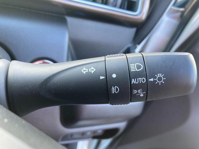 ワゴンＲカスタムＺ カスタムＺ　ＨＹＢＲＩＤ　ＺＸ　４型　ＡＣＣ　オートエアコン　オートライト　プッシュスタート　シートヒーター　オートエアコン　衝突被害軽減システム　アイドリングストップ　横滑り防止機能　衝突安全ボディ　盗難防止システム　アダクティブクルーズコントロール（29枚目）