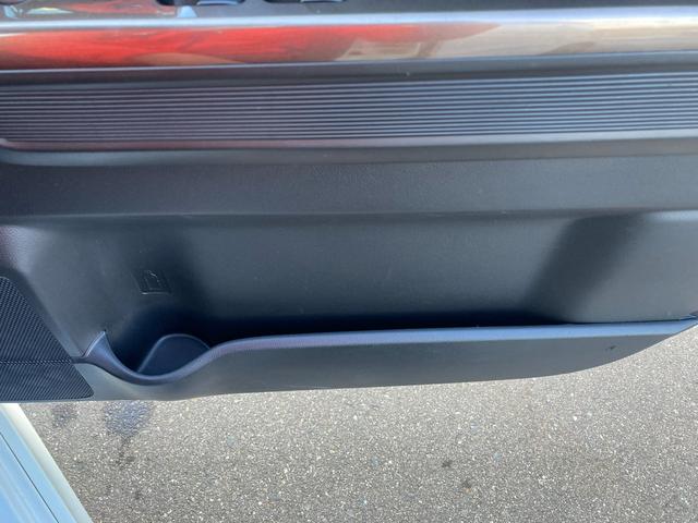 ワゴンＲカスタムＺ カスタムＺ　ＨＹＢＲＩＤ　ＺＸ　４型　ＡＣＣ　オートエアコン　オートライト　プッシュスタート　シートヒーター　オートエアコン　衝突被害軽減システム　アイドリングストップ　横滑り防止機能　衝突安全ボディ　盗難防止システム　アダクティブクルーズコントロール（39枚目）