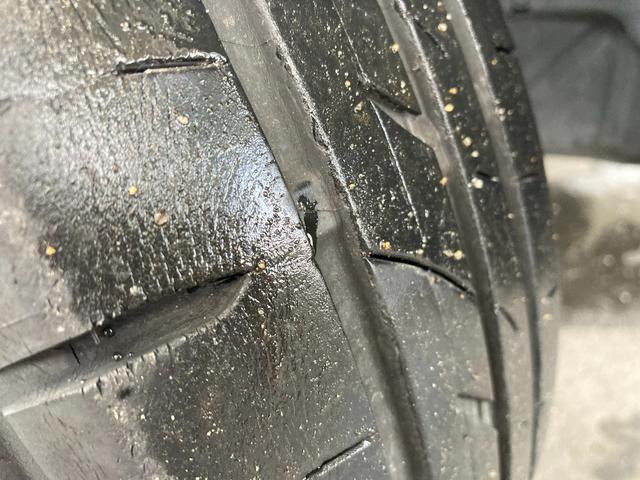 ハスラー J STYLE II MR41S 2型 CD 2トーンカラー オートライト プッシュスタート シートヒーター オートエアコン 衝突被害軽減システム アイドリングストップ 横滑り防止機能 衝突安全ボディ 盗難防止システム CDプレイヤー HIDヘッドライト(16枚目)